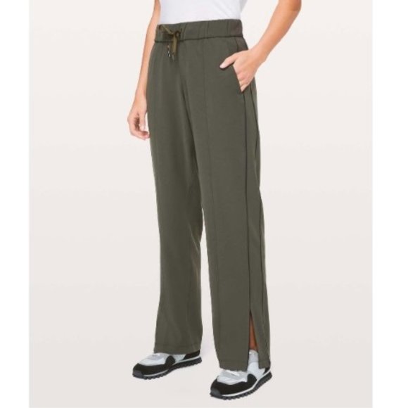 Lululemon On the Right Track Pant Size 8